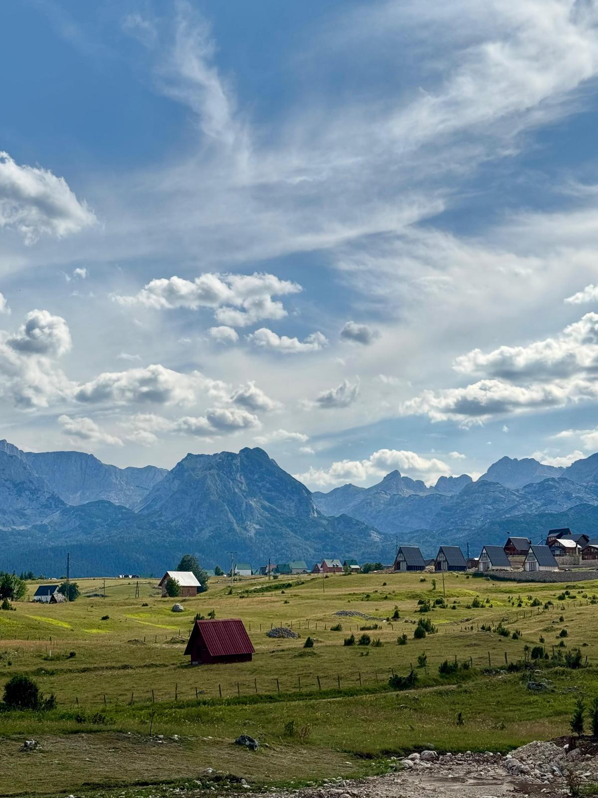 Pogled na vrhove Durmitora